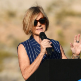 Rep. Lee speaks at event