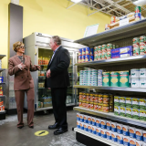 Congresswoman Lee at Hands of Hope Community Food Pantry