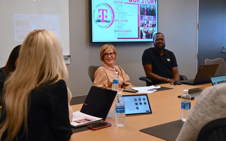 Congresswoman Lee talking at T-Mobile Roundtable
