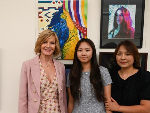 Rep. Susie Lee, Rumy Lee, and mother