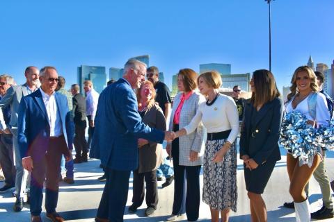 Rep. Lee and Governor Lombardo