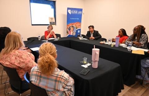 Congresswoman Lee at roundtable