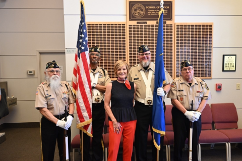 Congresswoman Lee with Memorial Day Service attendees
