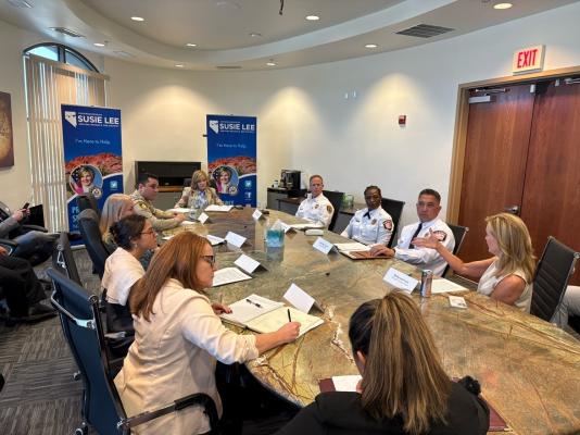 Rep. Lee and Roundtable Attendees